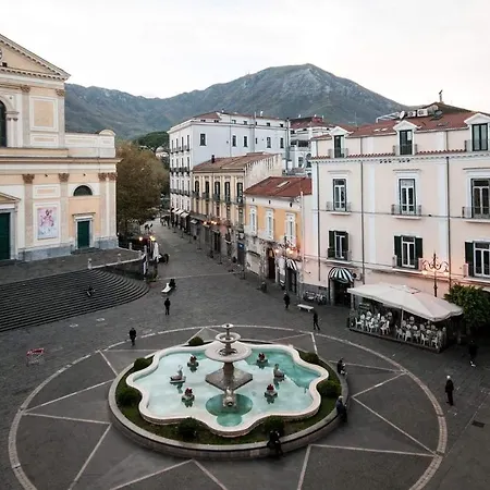 In Piazza Grande Casa Vacanze * Cava deʼ Tirreni